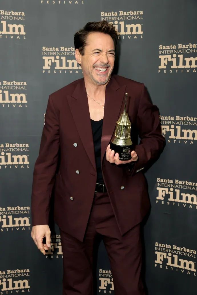 唐尼获圣塔芭芭拉国际电影节颁发的最高荣誉——马丁现代大师奖配图3-漫威电影